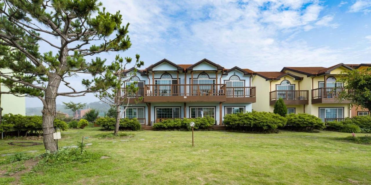 Jeju Time-Travel Pension Exterior foto